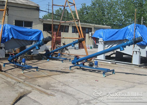 移動式螺旋輸送機(jī)生產(chǎn)完成